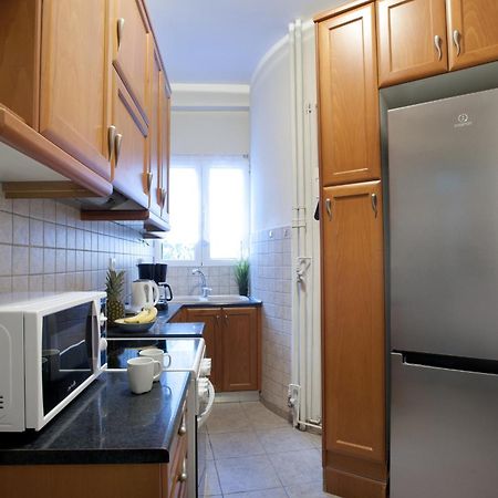 Comfortable Apartment At The Foot Of The Odeon Of Herodes Atticus Athen Eksteriør billede